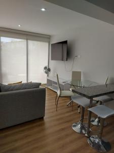 Lovely & quiet place, park view & private parking