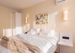 orbi city Panorama Luxurious with sea view Hotel