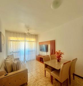 Apartamento praia do forte 100m da praia