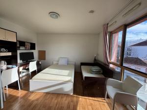 Charming studio 10 minutes to La Défense