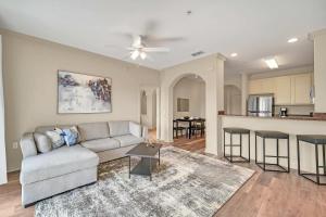 Upstay Modern 2BR Condo Near Disney