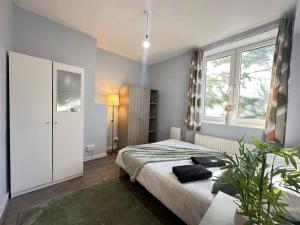 Cozy flat, 2 bedrooms and one living-room, close to Euston Square and Mornington Crescent Stations