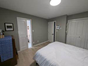 Colwood Hidden Home