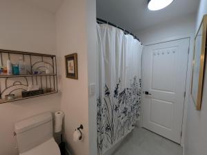Colwood Hidden Home