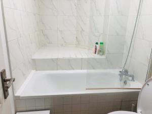 E1 Tower Bridge Stay