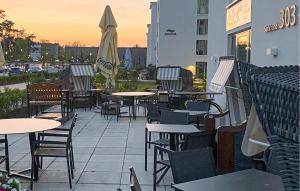 2 Bedroom Stunning Apartment In Prora