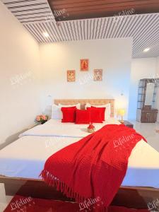 Lifeline Villas - Wonderment Luxurious Valley Touch 5Bhk Villa With Infinity Pool Close to Strawberry farms