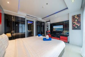 Absolutely Amazing Bangla 1BR Suite