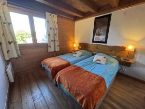 Appartement 5 pièces - Piscine et Spa, Capacité 8 pers. - FR-1-836-60