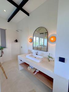 Hidden Luxury Villa in Central Canggu