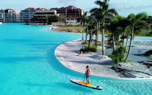 Santorini Baia Kristal con Playa Única en Cartagena