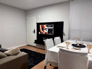 Apto Térreo Completo com Ar Cond para 5 Hóspedes Próximo a Florianópolis