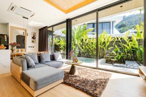 Aileen Naithon Hills - Tropical Haven Retreat