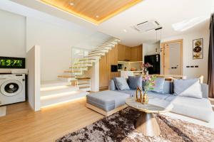 Aileen Naithon Hills - Tropical Haven Retreat