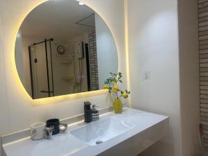 Home overlooking the city center from the terrace