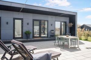 Unique And Modern Holiday Home In Marielyst