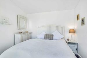 Unique And Modern Holiday Home In Marielyst