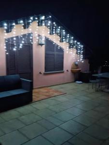 La loggia sulle Apuane