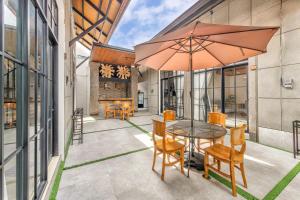 ND LOFT 2 by Kasta Hospitality