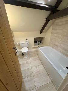 Lowther Cottage - Lake District Cottage with Log Burner