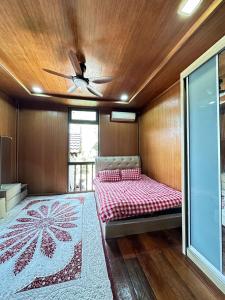 Indah Desa Homestay