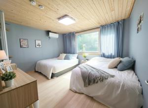 Large house subway 5 minute