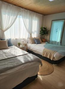 Large house subway 5 minute