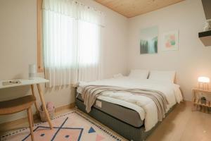 Large house subway 5 minute