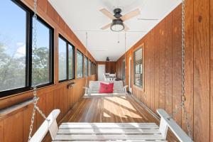 Ozarks Oasis cabin