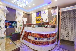 Via Blue Bell - Nr New Delhi Railway Station