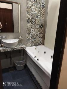 Hotel Divine Residency