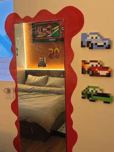 Mc Queen - 504 Nguyễn Khang - Amoureux Homestays