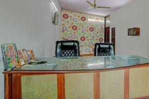 Hotel O by OYO Crown Hotel