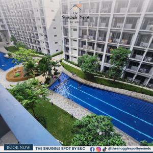 Near Airport and MOA Cozy 1BR with Pool and Balcony