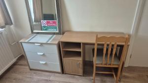 Single Room Excellent Central Location in Derby