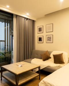 Tĩnh Room Ở Space Ecopark