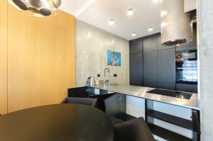 Petrovdom Apartments 18-173 in RC Kvartet , 16Г Vasyl Lypkivskyi Street