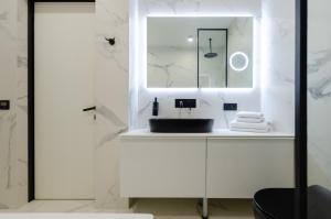 Petrovdom Apartments 18-173 in RC Kvartet , 16Г Vasyl Lypkivskyi Street