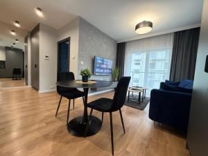 GOLD APARTMENTS GreenView