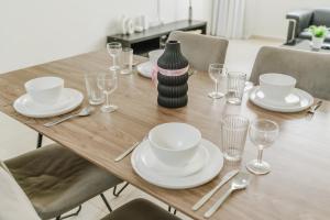 RH- Urban Living, spacious 01BR, near burj Khalifa