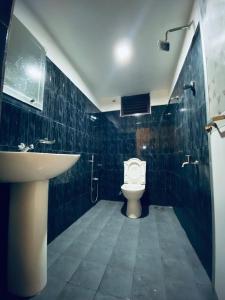 Chandra Holiday Home