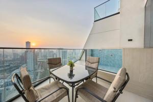 Private Pool - Amazing 1BR Apartment in JVC