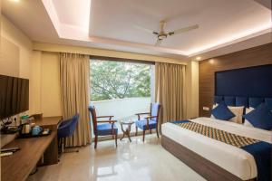 Hotel Cardinal Express Oxmo Near IGI Airport Delhi With Free Aiport Drop