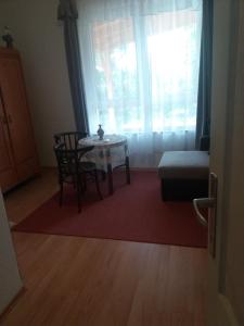 Hagyományőrző és múltidéző porta