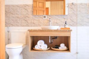 Family Pool Villa Haku - Prime Beach Location at Sonasea Night Market