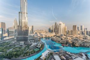 High-Floor Luxury 2BR with Full Burj Khalifa & Fountain Views, Seamless Access to Dubai Mall and Burj Park, Grande, Downtown Dubai by Deluxe Holiday Homes