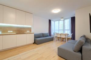 Petrovdom Apartments 13-129 in RC Nivki Park, 67b Beresteiskyi Avenue