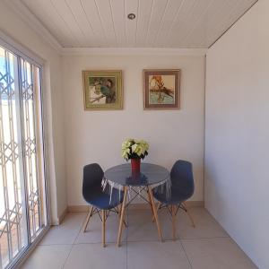 Peaceful one bedroom guesthouse in Rondebosch