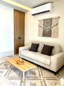 Estudio 104 en Distrito Puerto