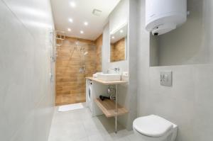 НА ВИДАЛЕННЯ!Petrovdom Apartments 78 in RC Nivki Park, 67А Beresteiskyi Avenue